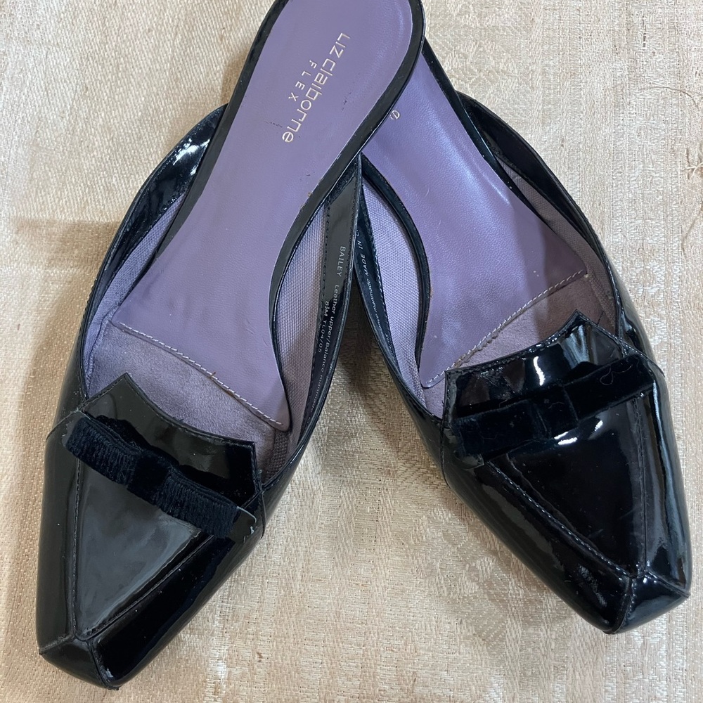 Liz Claiborne Black Patent Flats with Velvet Bow